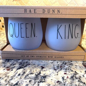 Stemless Wine Glasses, Rae Dunn…Frosted, New In Box!